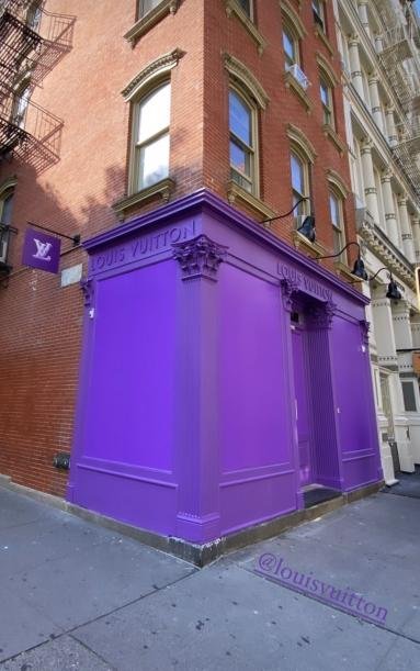 보라색으로 덮인 뉴욕 루이비통 건물 | 인스티즈