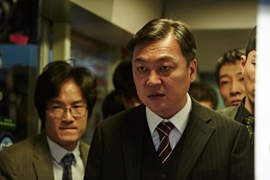 아가씨 VS 부산행 | 인스티즈