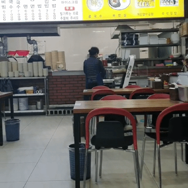 점점 직원이 사라져가는 대한한국.gif | 인스티즈