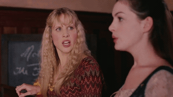 어떤 명령이든 복종하고 살아가야 하는 마법에 걸린 여자아이ㅠ.gif | 인스티즈