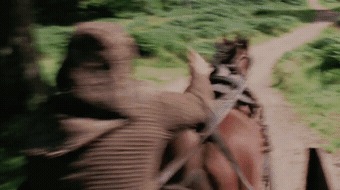 어떤 명령이든 복종하고 살아가야 하는 마법에 걸린 여자아이ㅠ.gif | 인스티즈