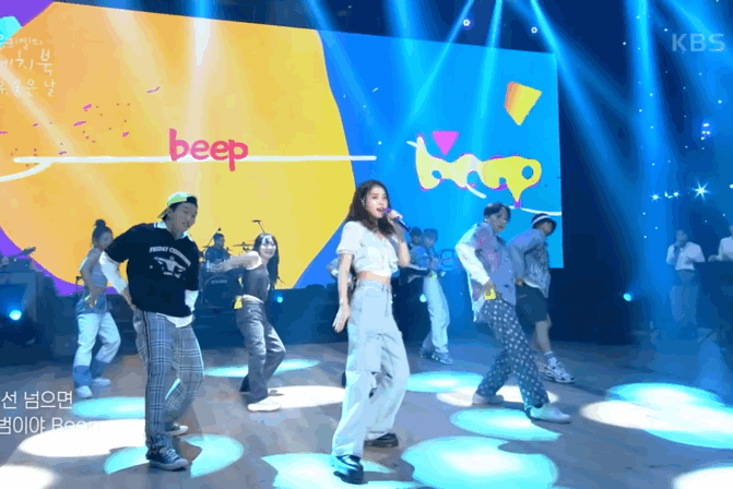 아이유 커버무대에 진심인 오마이걸 | 인스티즈