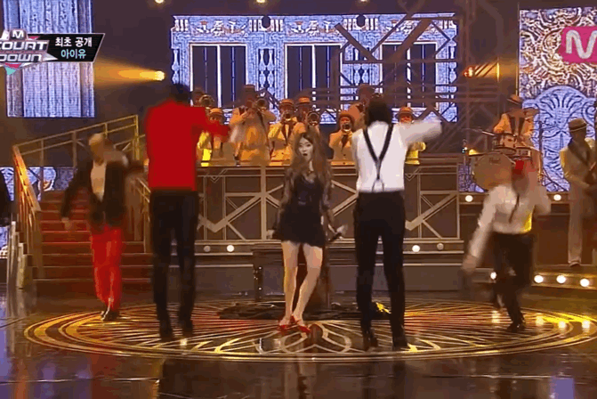 아이유 커버무대에 진심인 오마이걸 | 인스티즈