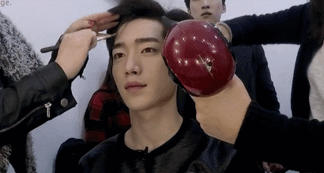 이 남배우들로 아이돌 그룹 결성하면 인기많을까.............GIF | 인스티즈