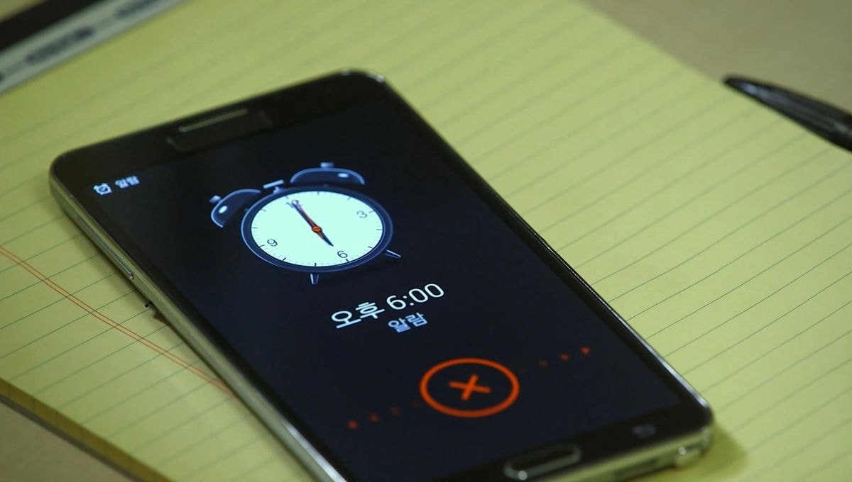 신입이 선배들도 퇴근을 안하는데 칼퇴를 한다..? | 인스티즈