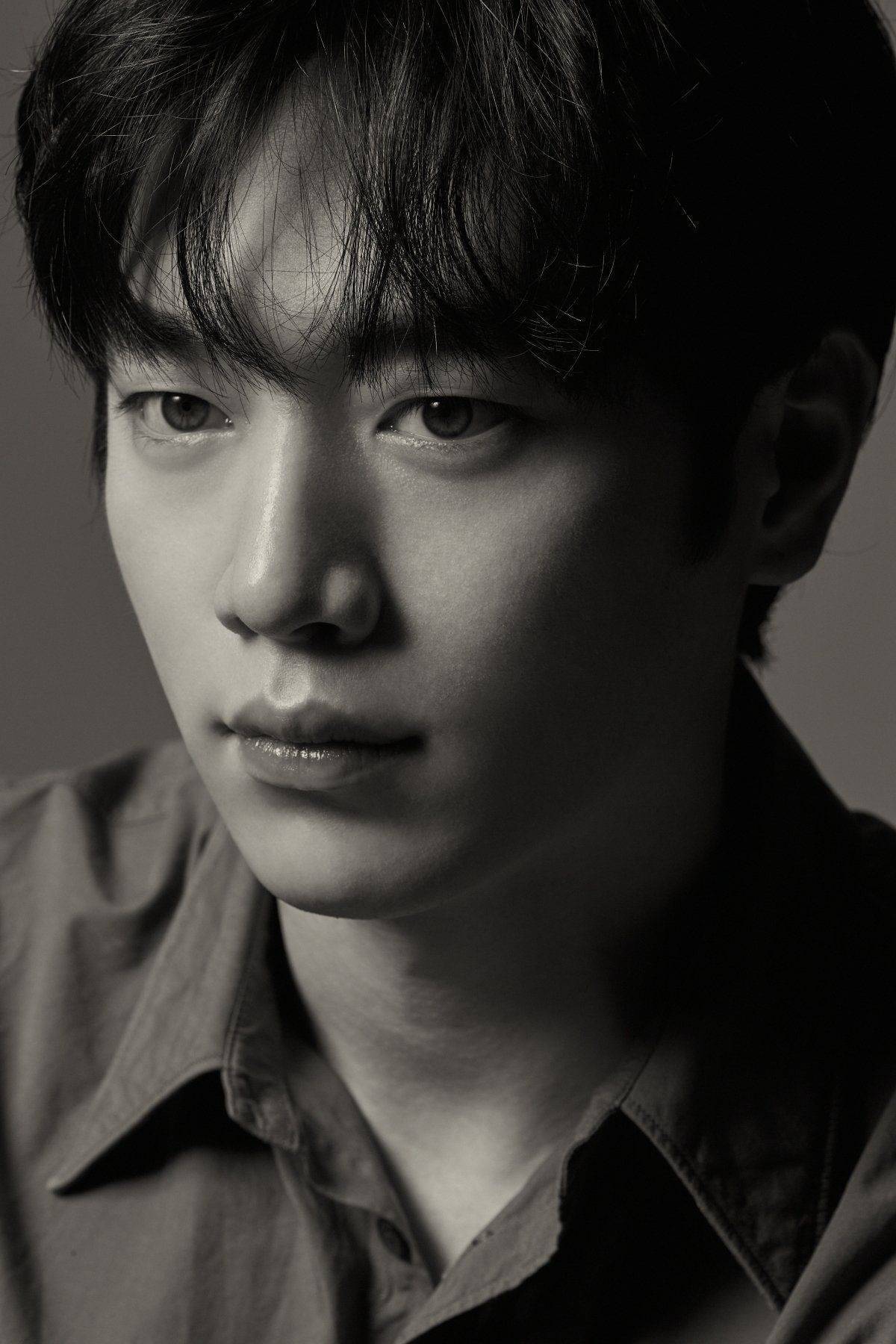 KOREAN ACTORS 200 화보 촬영 한 서강준.jpg | 인스티즈