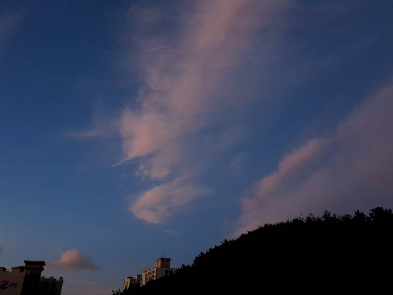 [네이트판] 오늘 새벽에 찍은 하늘 사진 | 인스티즈