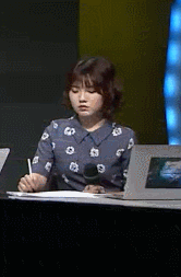 [LOL] 뭔가 일하는 통역누나 | 인스티즈