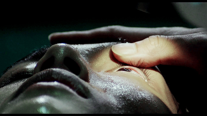 "내 새끼 와 못 가고있노...” 빡침과 분노를 일으키는 영화 속에서 울컥하게 만들었던 장면들 | 인스티즈