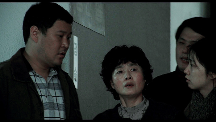 "내 새끼 와 못 가고있노...” 빡침과 분노를 일으키는 영화 속에서 울컥하게 만들었던 장면들 | 인스티즈