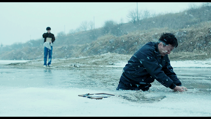 "내 새끼 와 못 가고있노...” 빡침과 분노를 일으키는 영화 속에서 울컥하게 만들었던 장면들 | 인스티즈