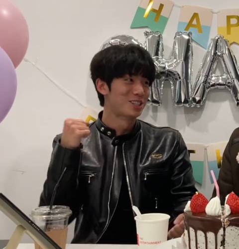 혈육이랑 싸울 때 패턴이랑 개 똑같은 아이돌 싸움 | 인스티즈