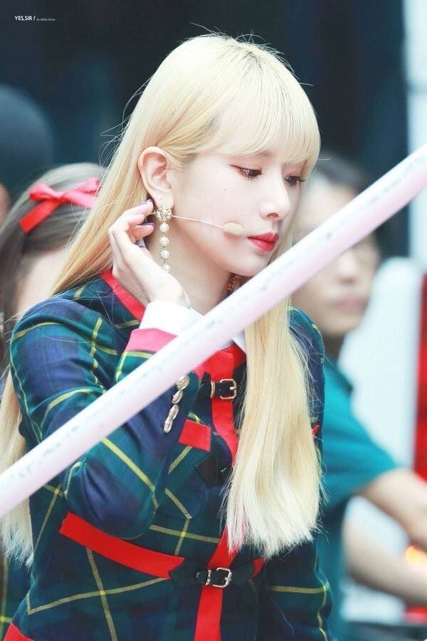 금발이 가장 잘 어울리는 아이돌 걸그룹 멤버는? | 인스티즈