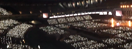 응원봉 중앙제어를 제대로 하면 이렇게 존잼꿀잼 jpgif feat 엑소 응원봉 | 인스티즈