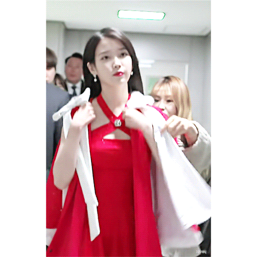 아이유.gif | 인스티즈