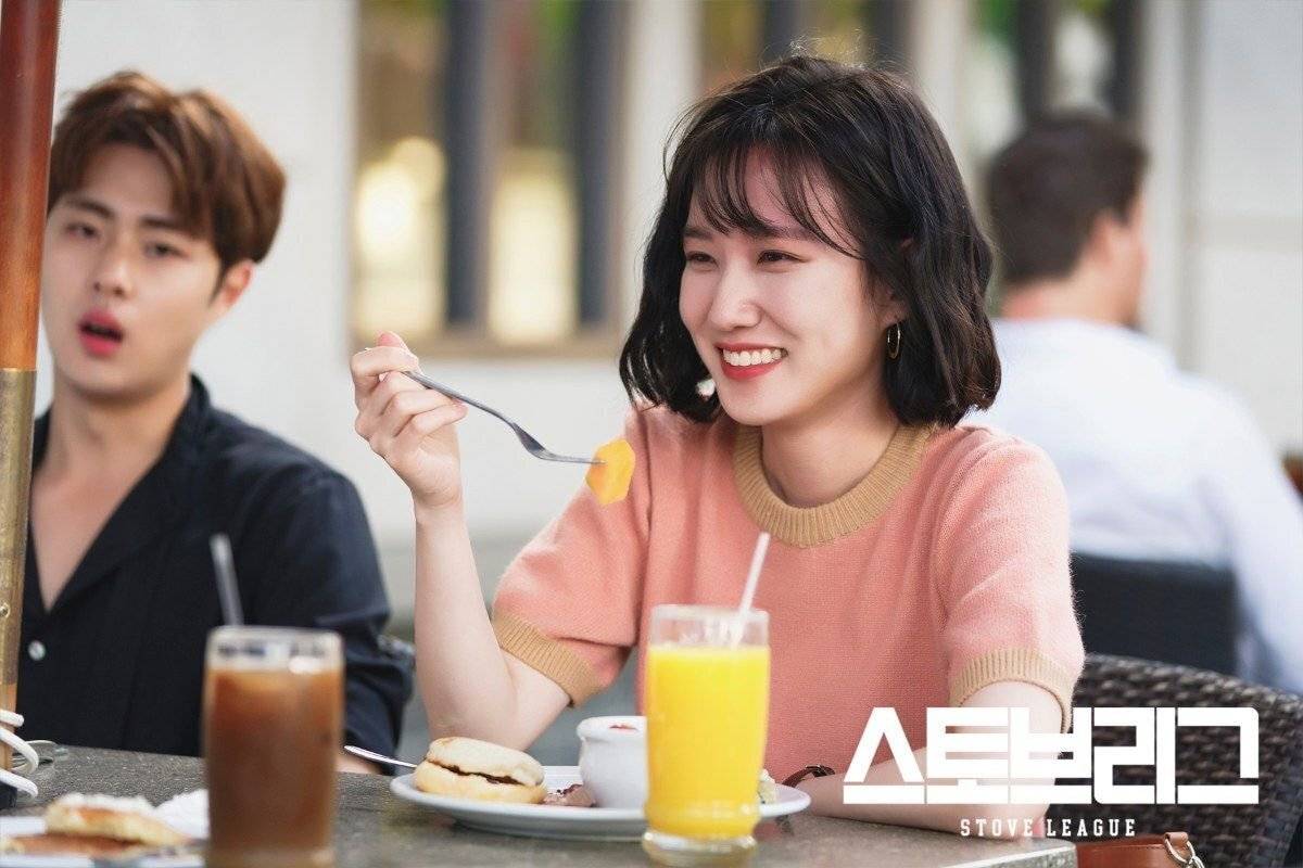 스토브리그에서 현실적이면서 깔끔하게 입고 나오는 박은빈 오피스룩 - 1 | 인스티즈