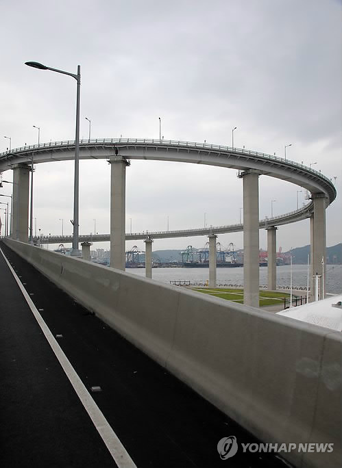 초행인 사람은 지린다는 부산항대교 진입로 | 인스티즈