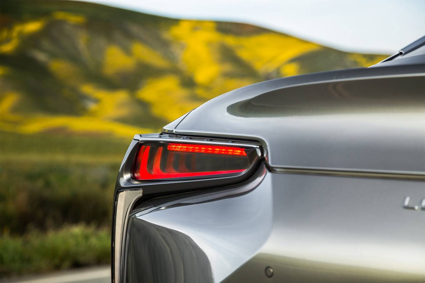 나혼자 산다 태양의 자동차 / 2018 신형 렉서스 LC500 [데이터주의] | 인스티즈