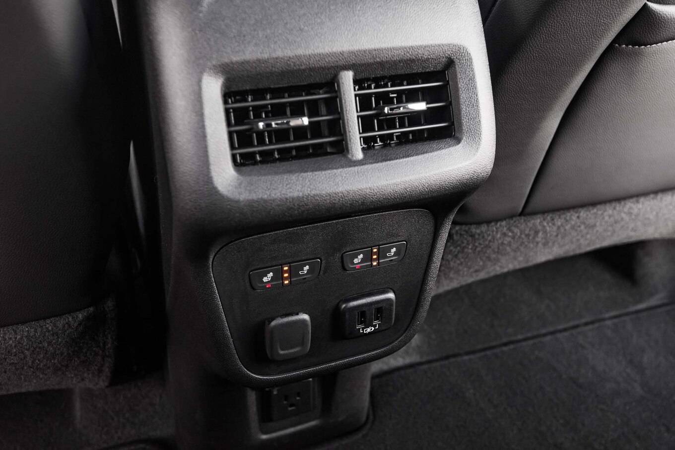 2018 신형 쉐보레 에퀴녹스 2.0T AWD [데이터주의] | 인스티즈