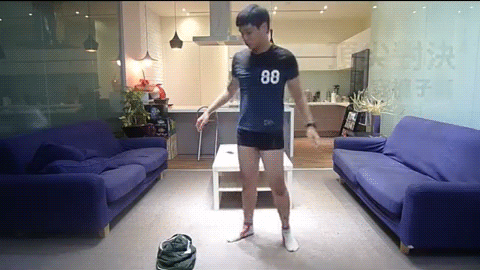 이분 최소 손사용법 모르는분.gif | 인스티즈