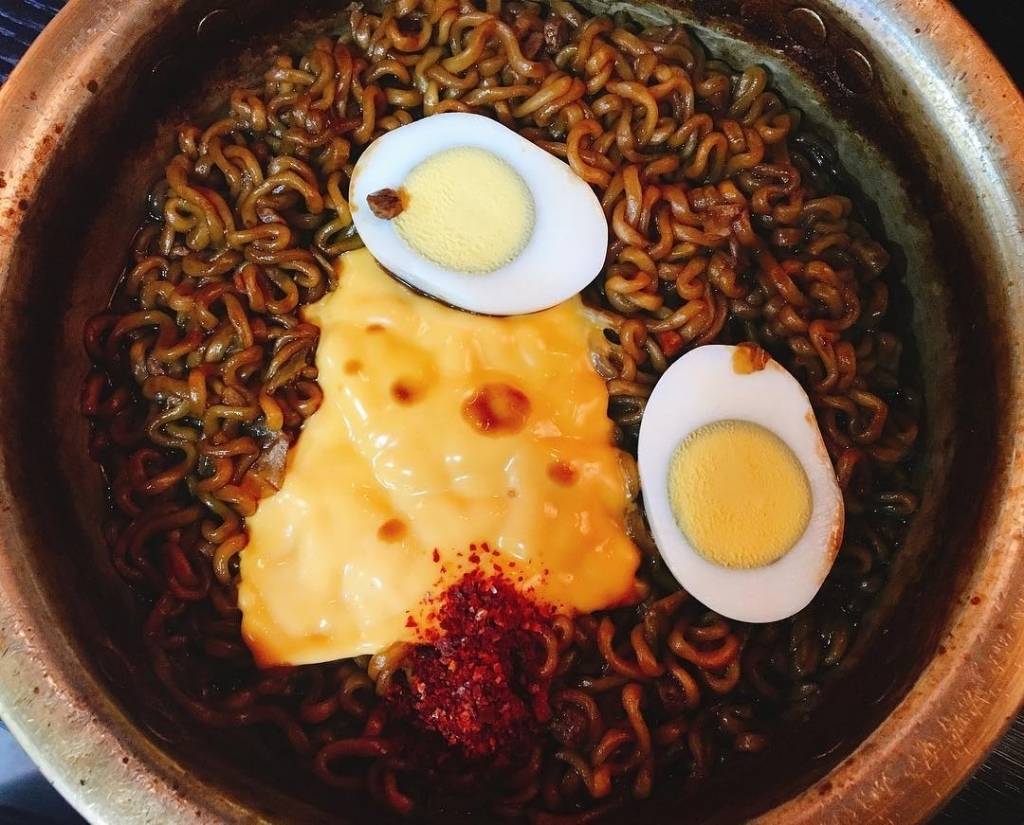 짜장라면에 치즈 추가.......jpg | 인스티즈