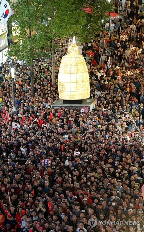 홍준표 대구 동성로 유세인파ㄷㄷ.JPG | 인스티즈