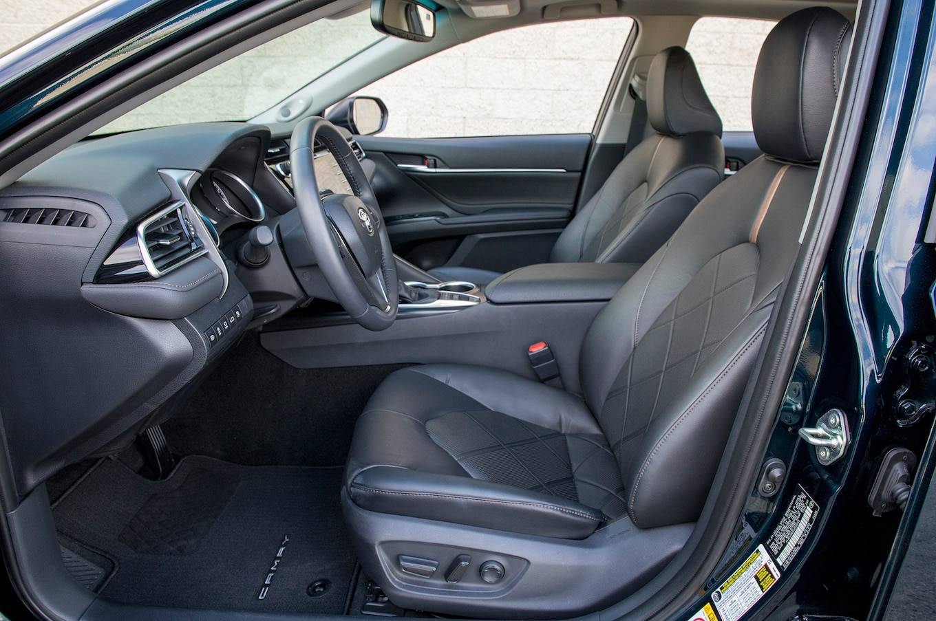 2018 신형 도요타 캠리 2.5 XLE vs 2018 신형 혼다 어코드 1.5T [데이터주의] | 인스티즈