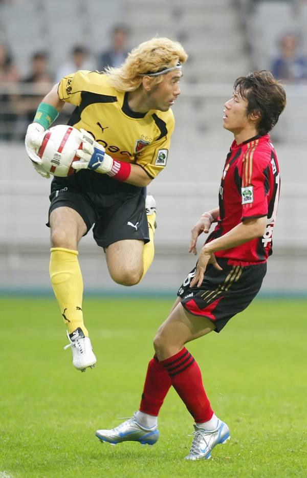 데뷔전에서 뚝배기 시전하는 신인 선수 | 인스티즈