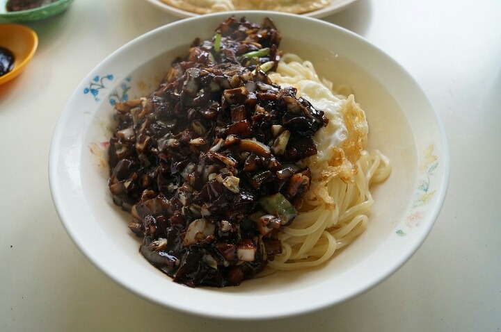 은근히 느끼해서 싫어하는 사람도 많은 음식.jpg | 인스티즈