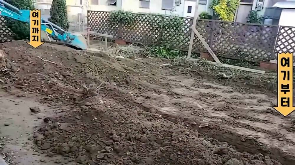 [스압주의] 일본인 캣맘 유튜버 1편 - 포크레인으로 마당 갈아엎음 | 인스티즈