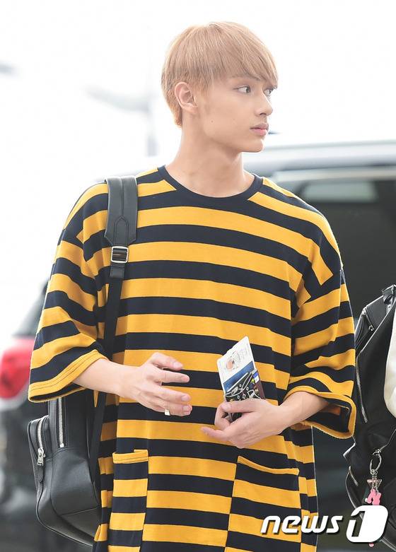 세븐틴 준, '금발이 너무 멋져~'