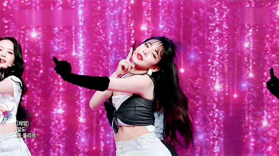 (스압)얼굴도 몸매도 예쁜 프로미스나인 이채영.jpgif | 인스티즈