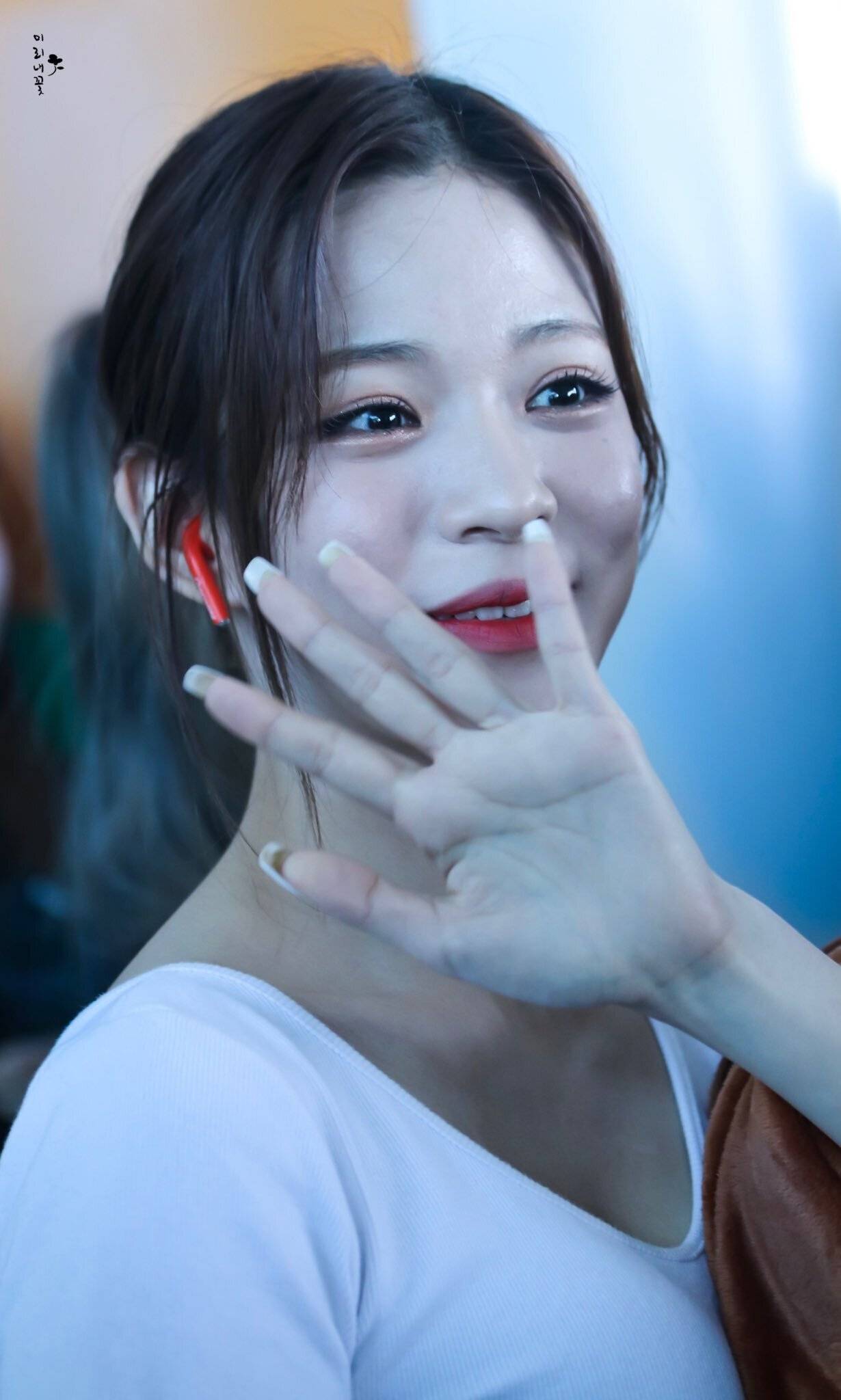 (스압)얼굴도 몸매도 예쁜 프로미스나인 이채영.jpgif | 인스티즈