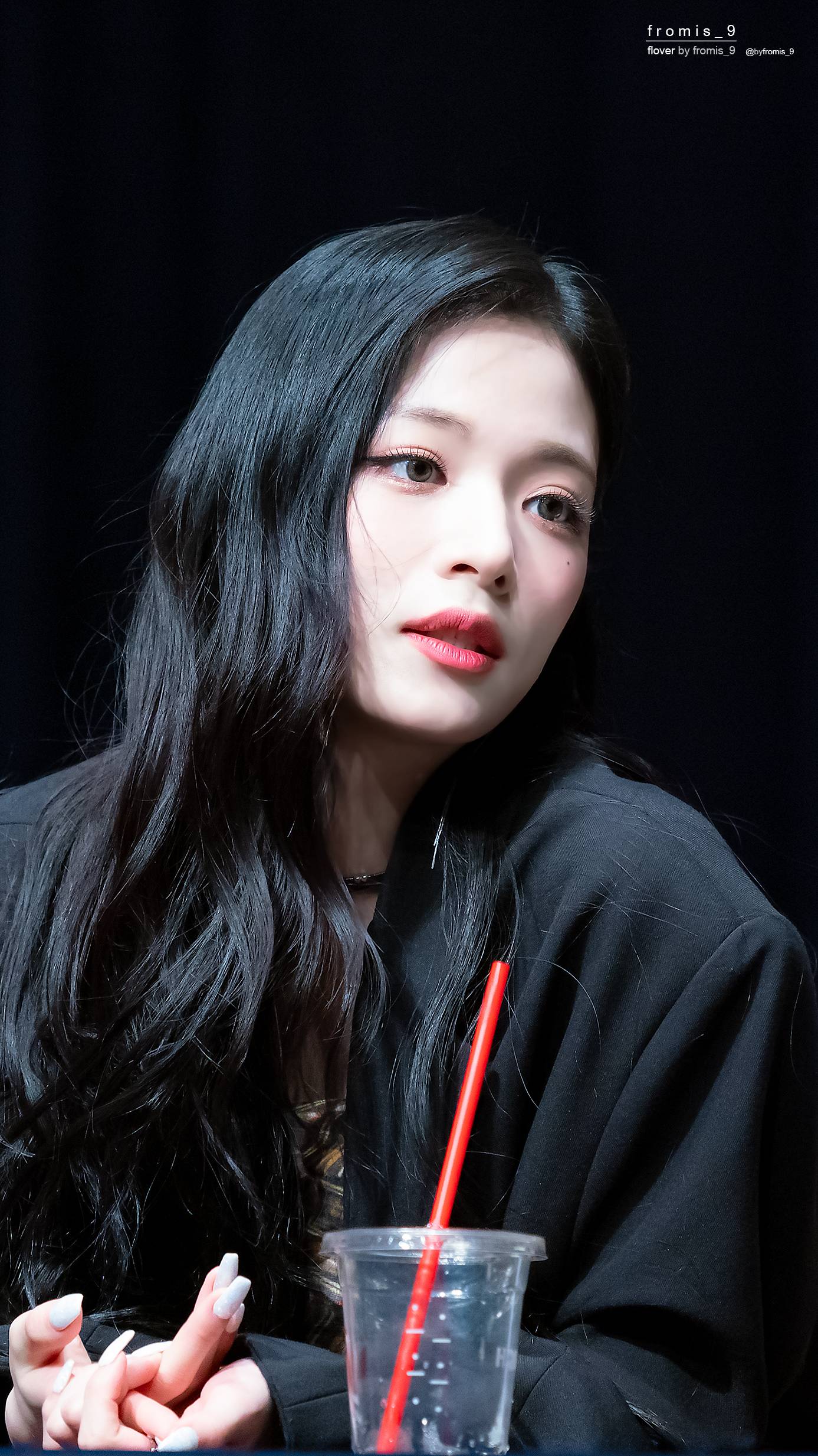 (스압)얼굴도 몸매도 예쁜 프로미스나인 이채영.jpgif | 인스티즈