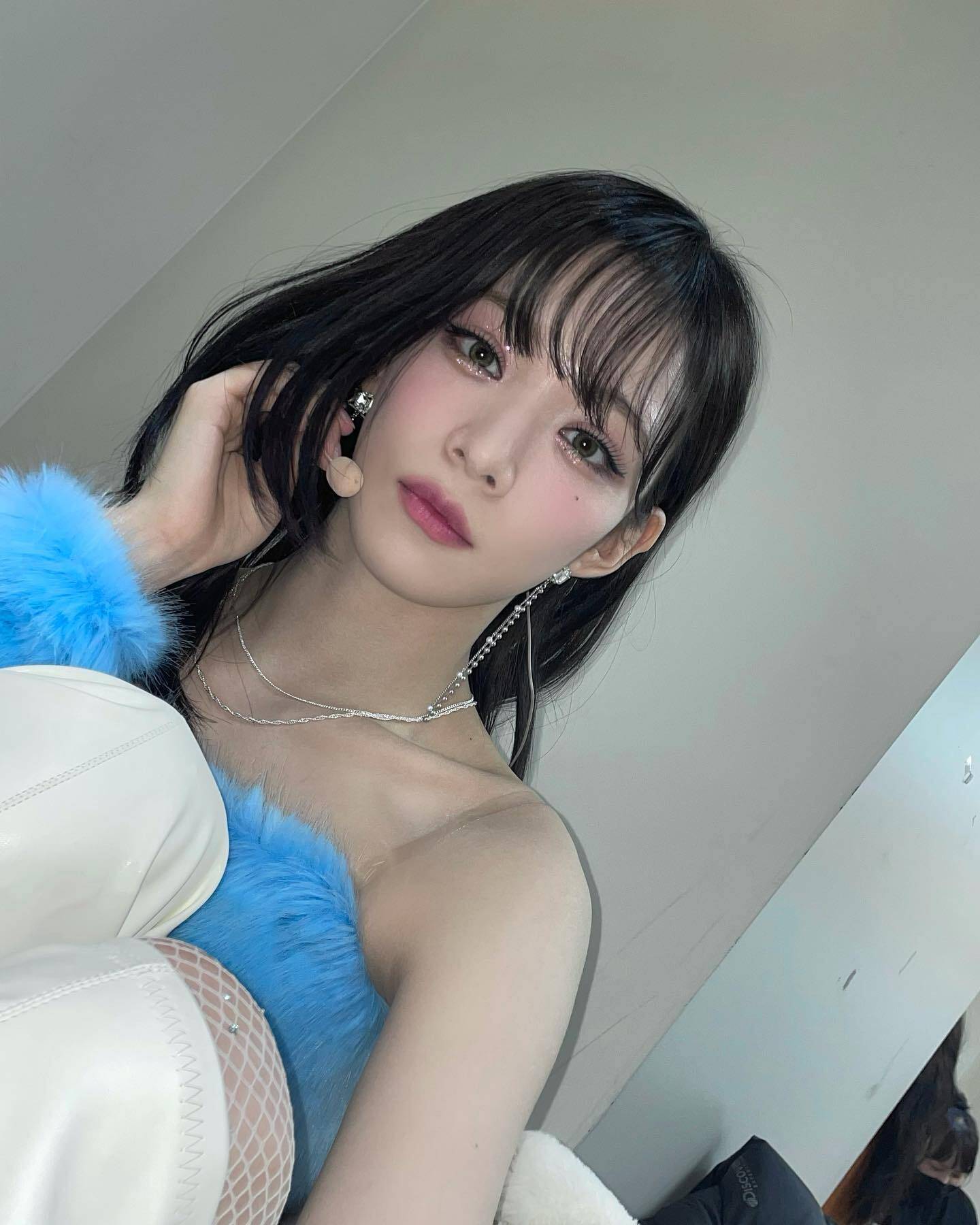 (스압)얼굴도 몸매도 예쁜 프로미스나인 이채영.jpgif | 인스티즈