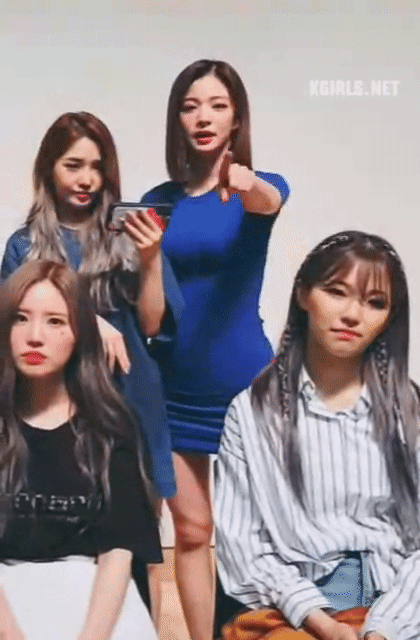 (스압)얼굴도 몸매도 예쁜 프로미스나인 이채영.jpgif | 인스티즈