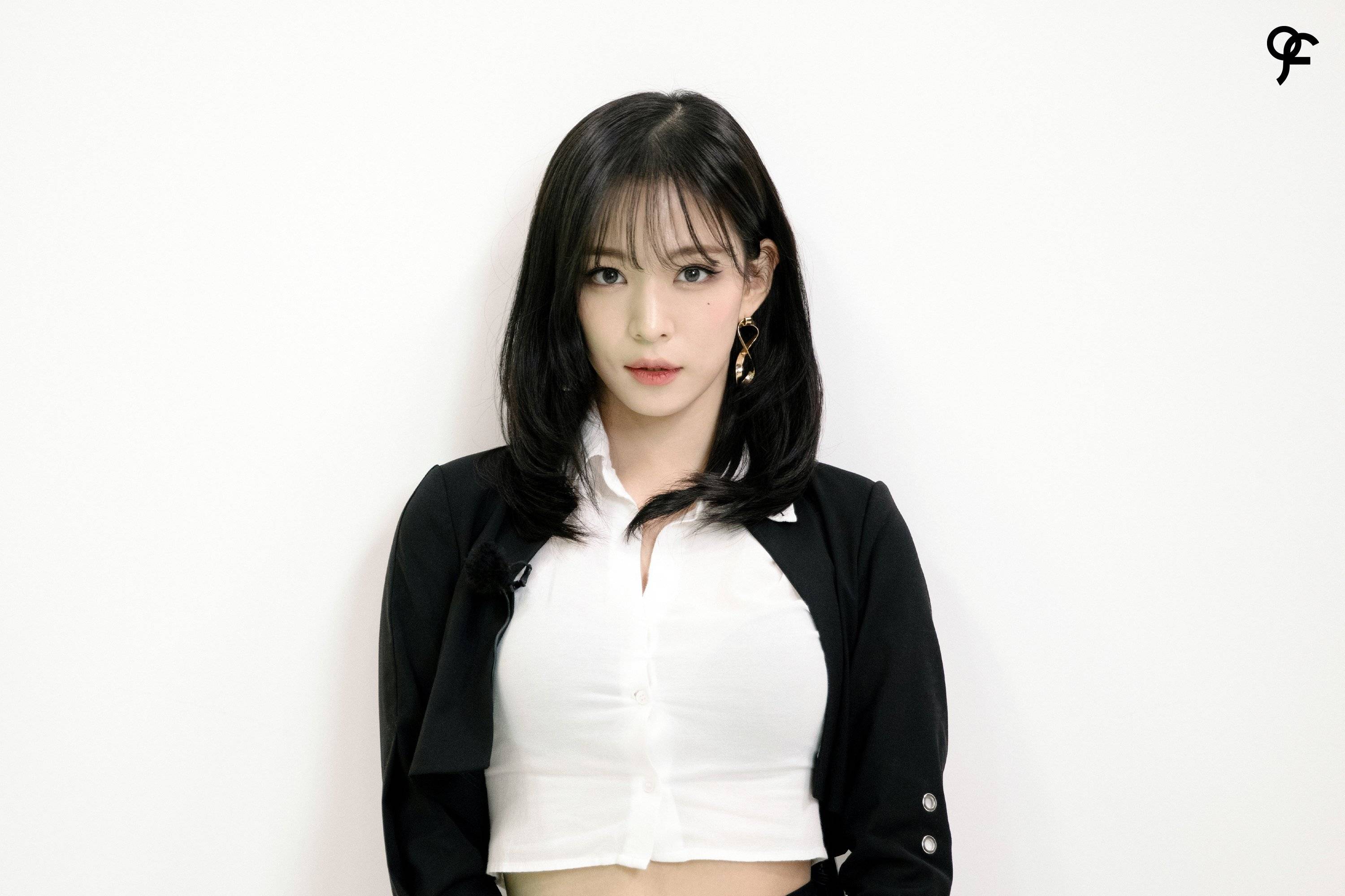 (스압)얼굴도 몸매도 예쁜 프로미스나인 이채영.jpgif | 인스티즈
