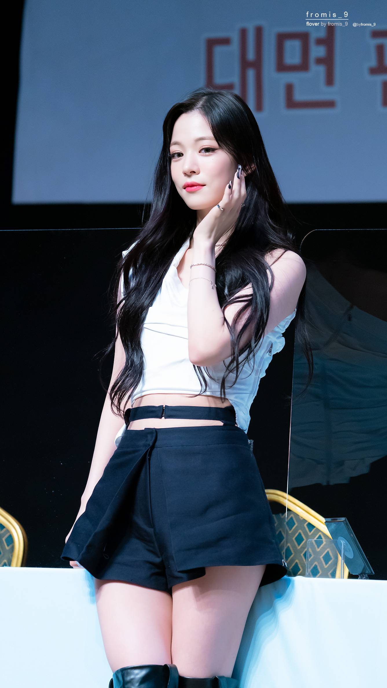 (스압)얼굴도 몸매도 예쁜 프로미스나인 이채영.jpgif | 인스티즈