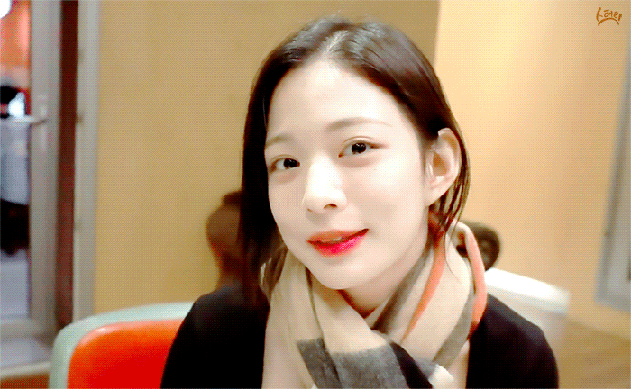 (스압)얼굴도 몸매도 예쁜 프로미스나인 이채영.jpgif | 인스티즈
