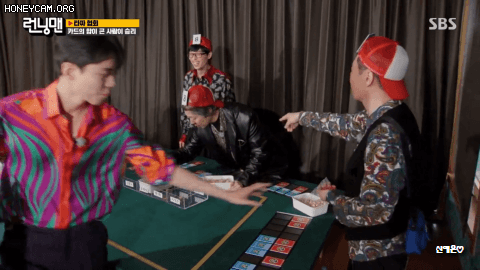 [런닝맨] 어제 타짜편에서 레전드 찍은 왕코형 ㅋㅋㅋㅋㅋㅋㅋㅋㅋㅋㅋ.jpgif | 인스티즈