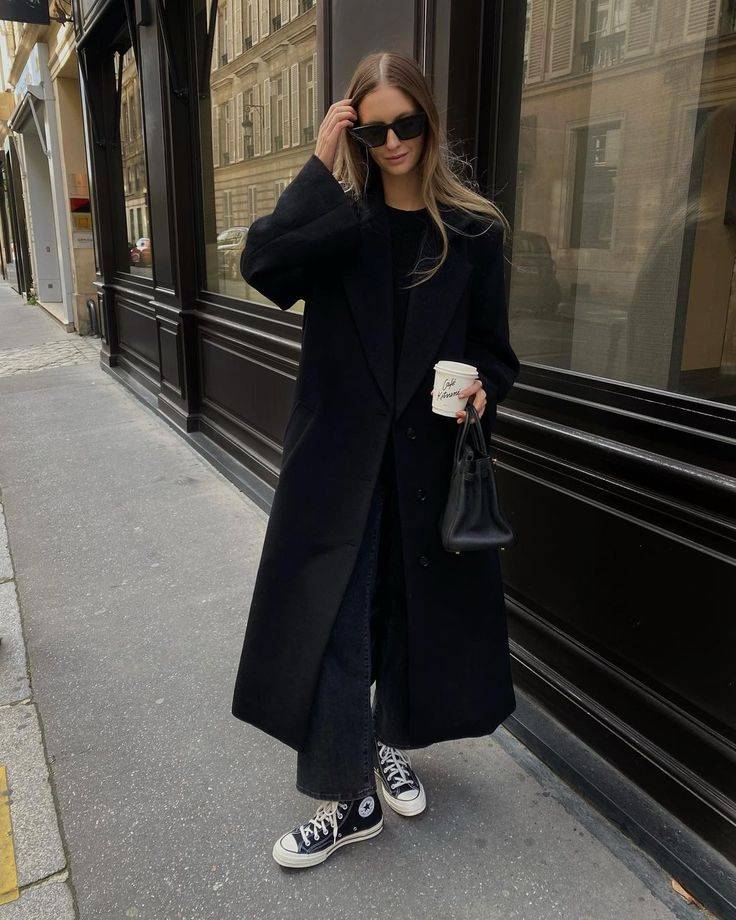 역시 검정 코트는 배신하지 않아유아차에 있던 아기가 사라짐.gif | 인스티즈