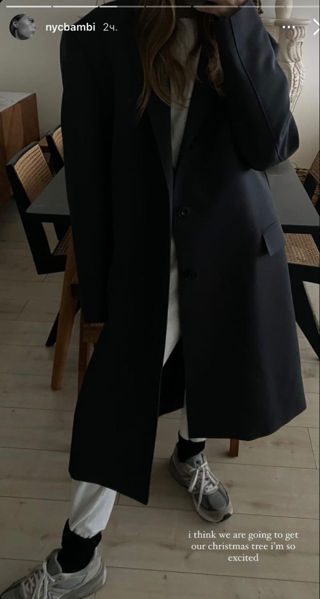 역시 검정 코트는 배신하지 않아유아차에 있던 아기가 사라짐.gif | 인스티즈