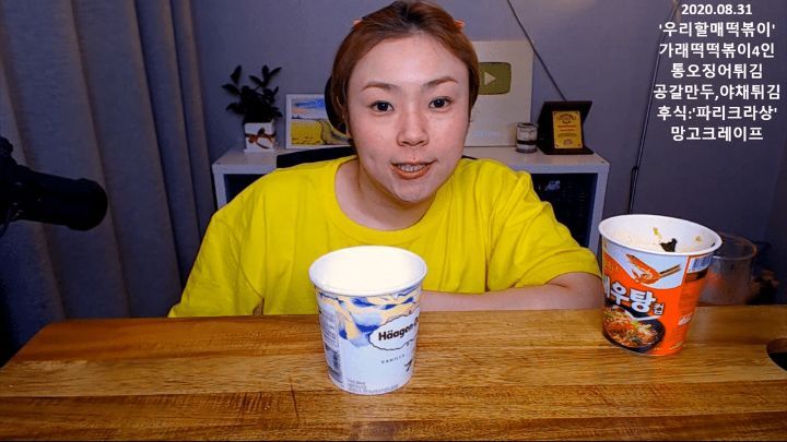 사진관에서 15년 동안 일했던 입짧은햇님이 말하는 여권 사진 팩폭...jpg | 인스티즈