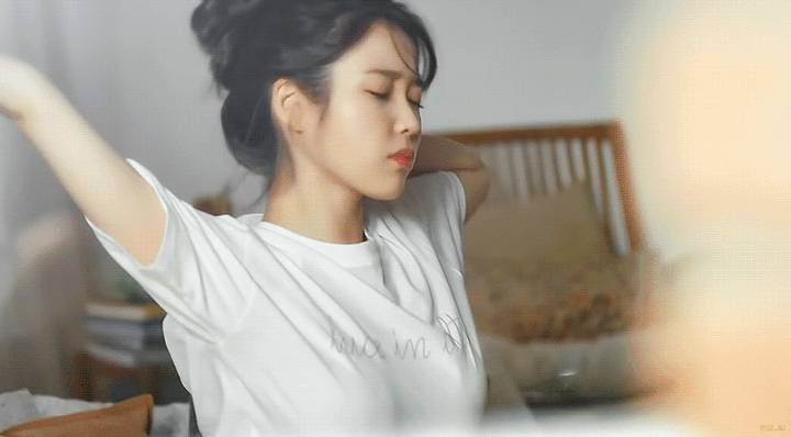 핸드폰 도둑맞은 아이유 | 인스티즈