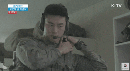 군인 아이돌들 짤 보고 생각난 나만의 시나리오.txt (feat.수지 옥택연 임시완) | 인스티즈