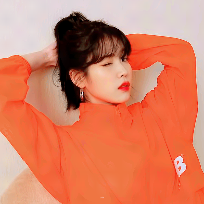 뉴발란스 WE GOT NOW 아이유 .jpgif | 인스티즈