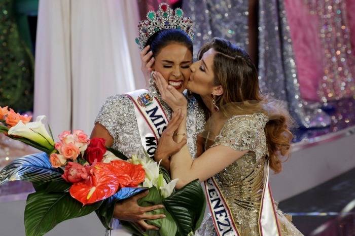 2016 미스 베네수엘라는 케이시 사야고 | 인스티즈