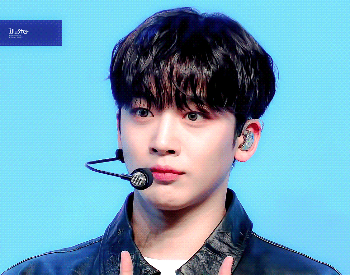 [잡담] 같은 위씨 집안끼리 누가 선배할건지 합의를 보시기 바랍니다 (위클리 위아이) | 인스티즈