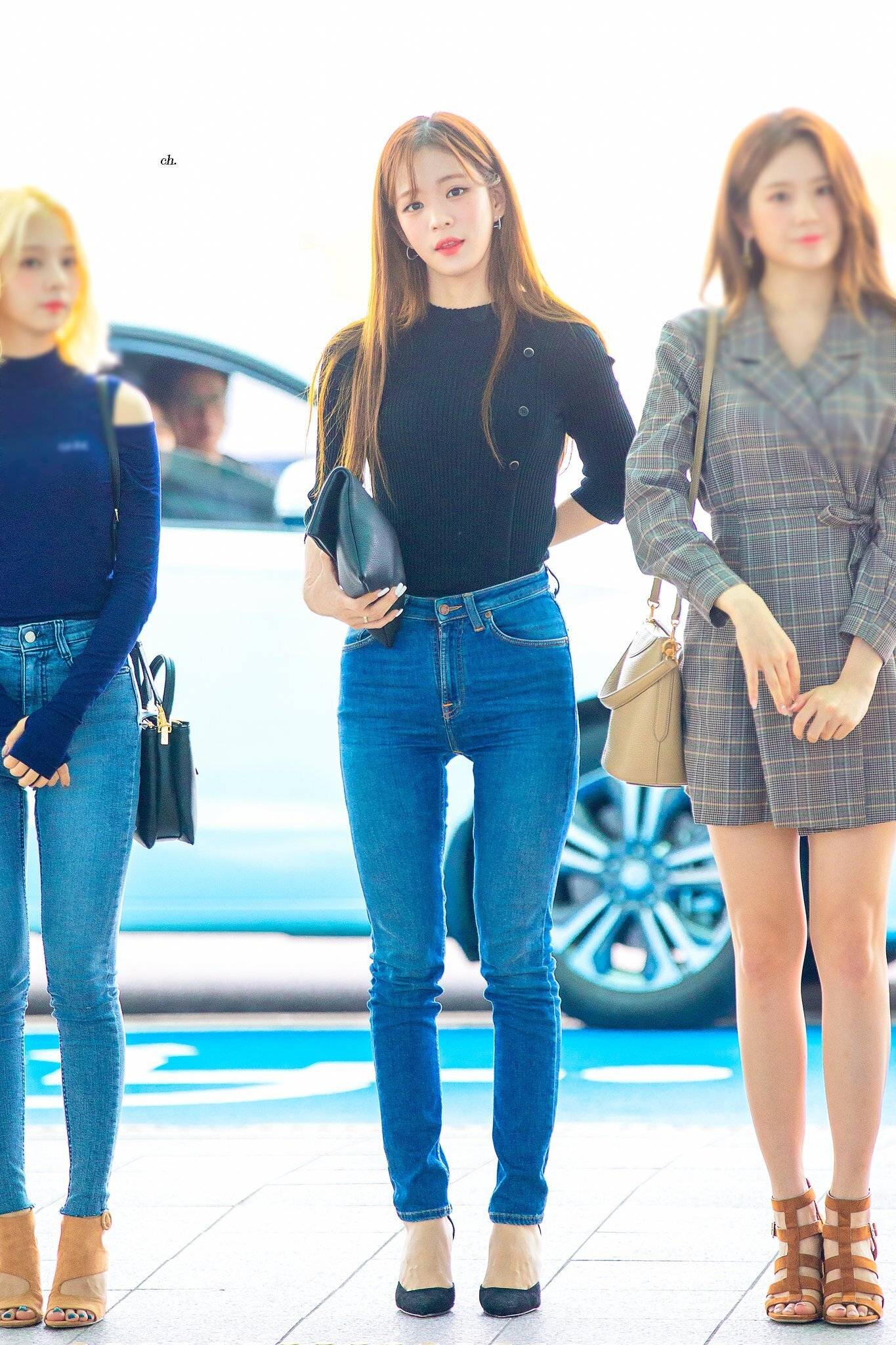 (스압)얼굴도 몸매도 예쁜 프로미스나인 이채영.jpgif | 인스티즈