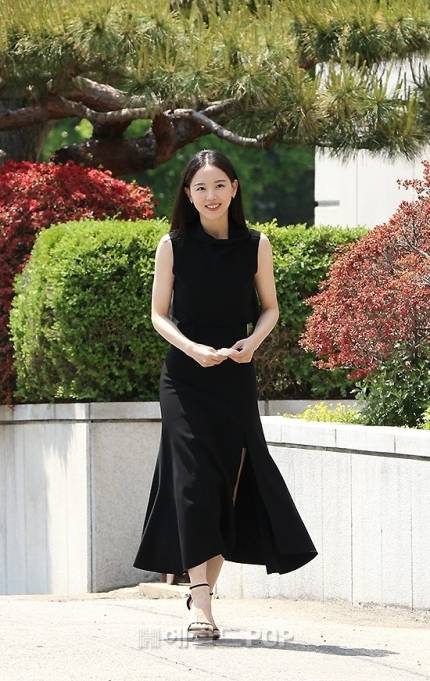 오늘자 연예인들 방송사 출근길 근황.jpg | 인스티즈